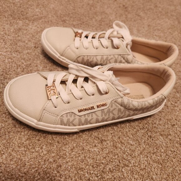 New Womens Michael Kors sneakers  us 4 - Picture 3 of 9